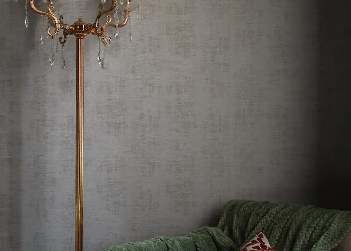 アパート Bellevue Rosselli コモ