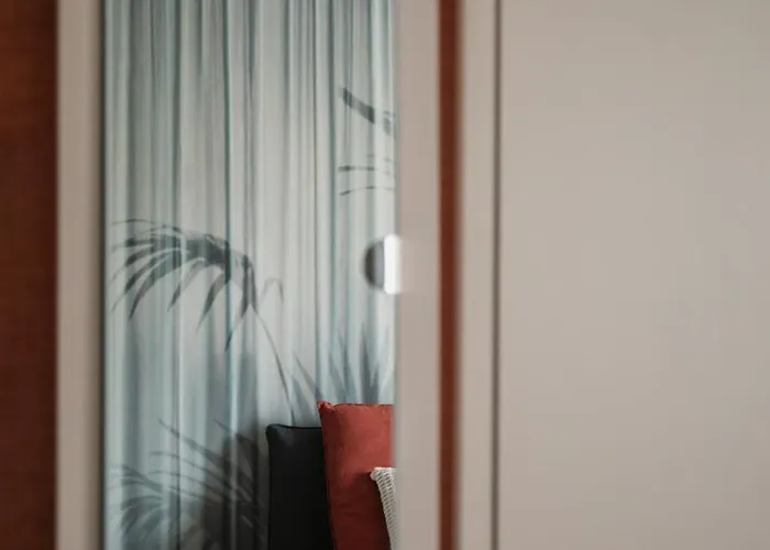 Bellevue Rosselli * コモ