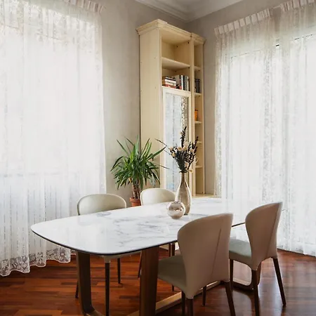 Bellevue Rosselli Apartament Como